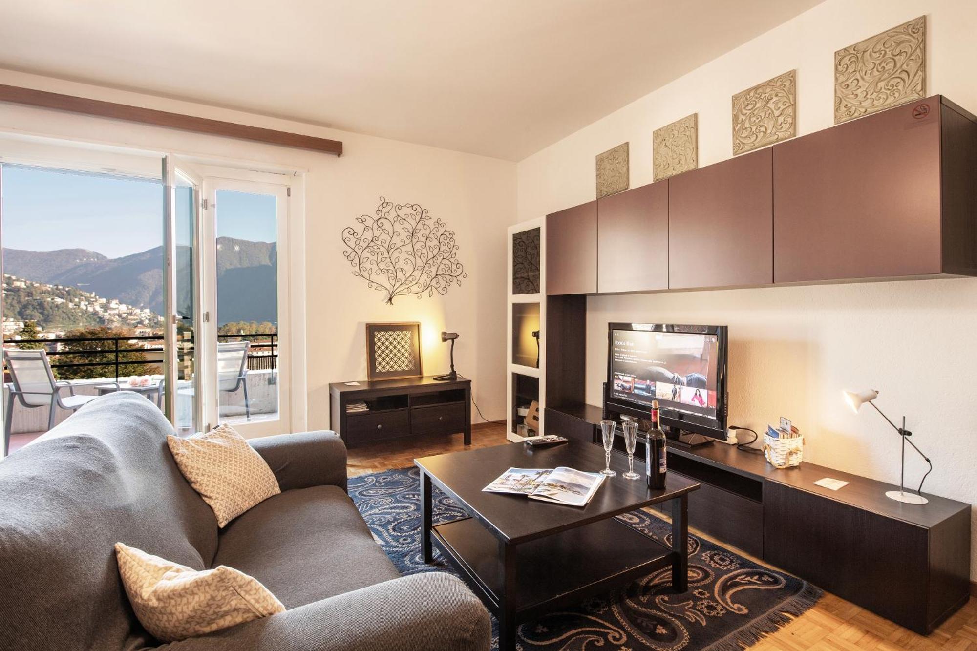 Santiago Home - Happy Rentals Lugano Bagian luar foto